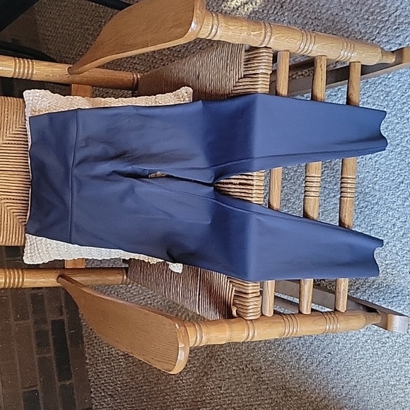 Offline by Aerie leggings, gray pair, size S, black pair, size S, listing for 1 - Picture 6 of 13